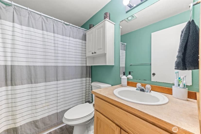 Property photo for 18107 E Clear Lake Boulevard Se, Yelm photo 16