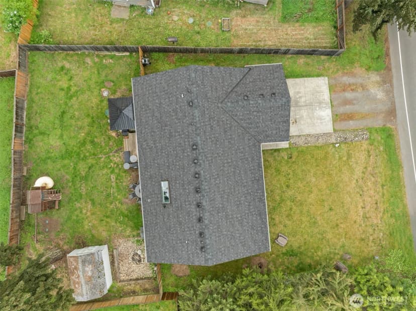 Property photo for 18107 E Clear Lake Boulevard Se, Yelm photo 34