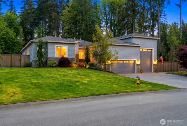 Property photo for 11307 143rd Drive Ne, Lake Stevens, Washington 98258
