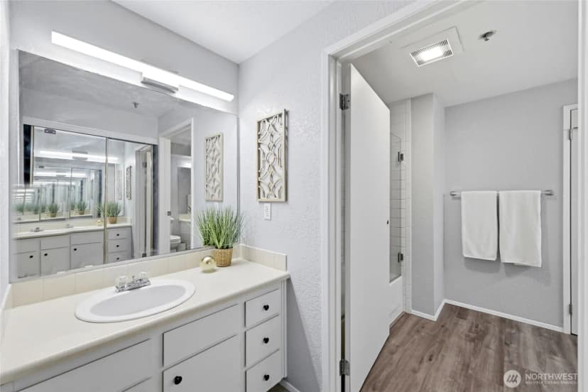 Property photo for 25005 98th Place S #c102, Kent photo 18