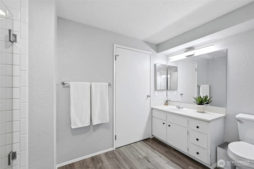 Property photo for 25005 98th Place S #c102, Kent photo 21