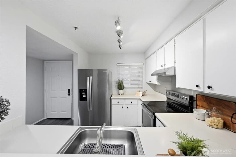 Property photo for 25005 98th Place S #c102, Kent photo 7