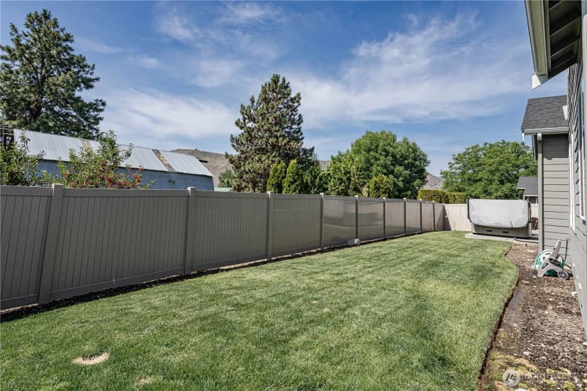 Property photo for 2028 Se Legacy Place, East Wenatchee photo 34