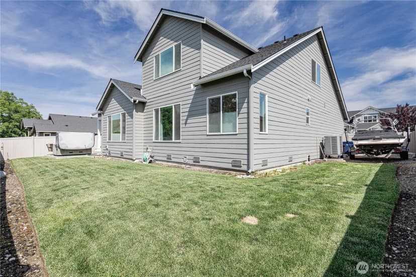 Property photo for 2028 Se Legacy Place, East Wenatchee photo 32