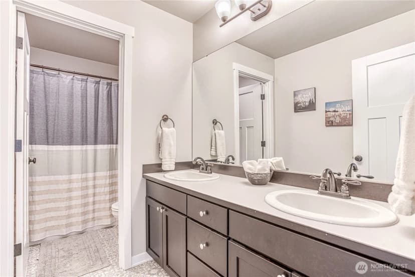 Property photo for 2028 Se Legacy Place, East Wenatchee photo 27