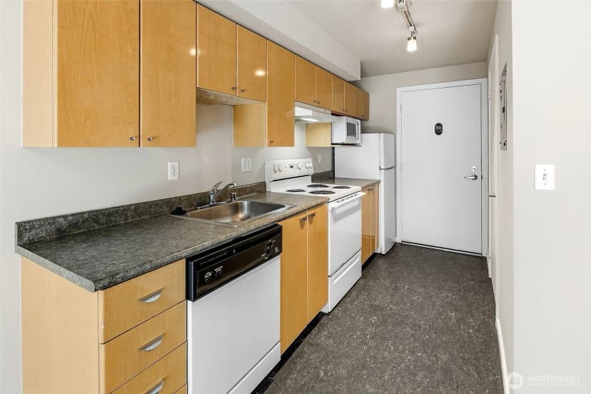 Property photo for 425 Vine Street #421, Seattle photo 7