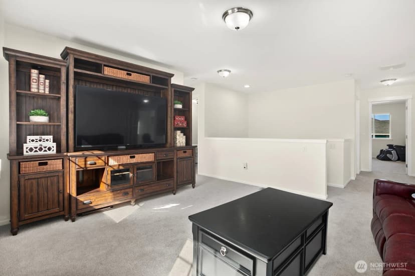 Property photo for 14625 Meridian Drive Se, Lynnwood photo 30