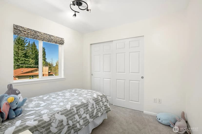 Property photo for 14625 Meridian Drive Se, Lynnwood photo 25