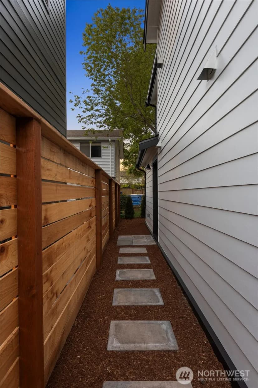 Property photo for 8823 Dibble Avenue Nw, Seattle photo 27