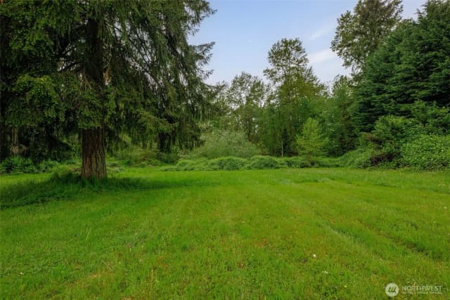 Property photo for 12605 Tdb 176th Avenue Ne, Woodinville photo 2