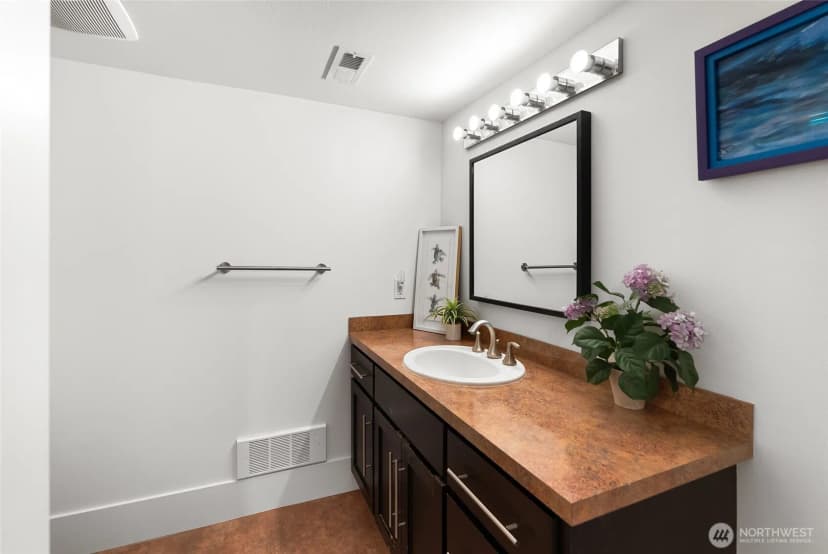 Property photo for 3910 Cliffside Drive, Bellingham photo 34