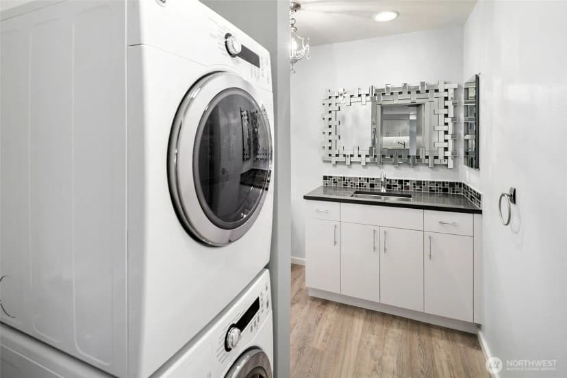 Property photo for 425 Vine Street #614, Seattle photo 18