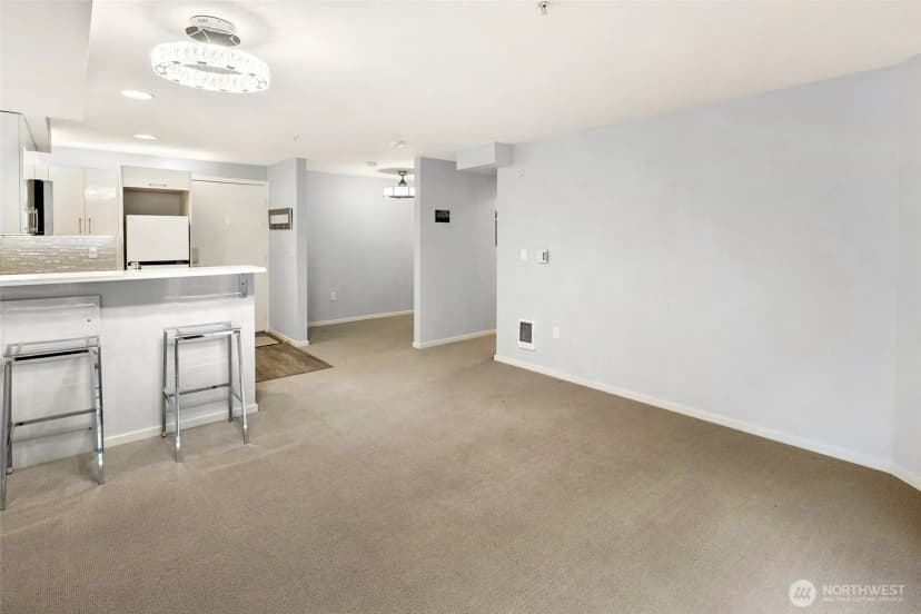 Property photo for 425 Vine Street #614, Seattle photo 11