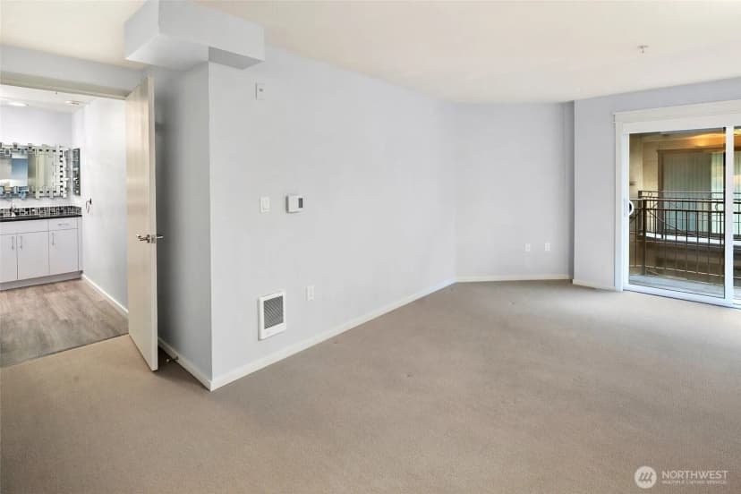 Property photo for 425 Vine Street #614, Seattle photo 14