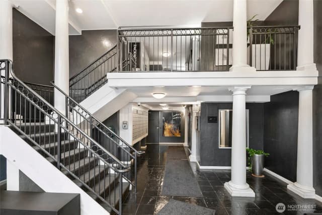 Property photo for 425 Vine Street #614, Seattle photo 5