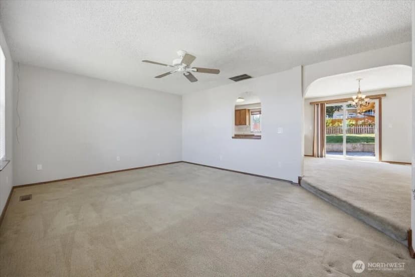 Property photo for 6411 W Willamette Ave, Kennewick photo 4