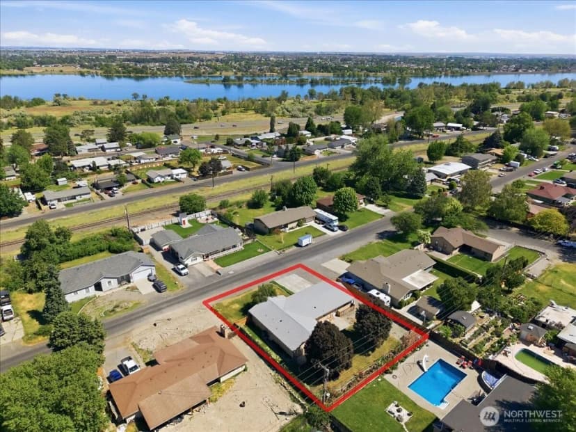 Property photo for 6411 W Willamette Ave, Kennewick photo 26