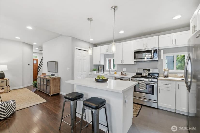 Property photo for 6211 Carleton Avenue S, Seattle photo 16