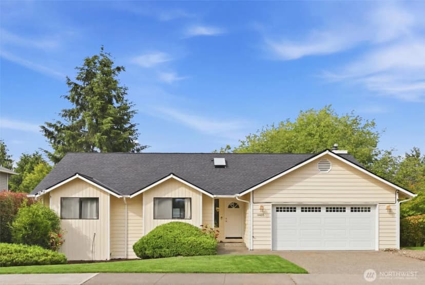 Property photo for 14006 Se 158th Street, Renton photo 2