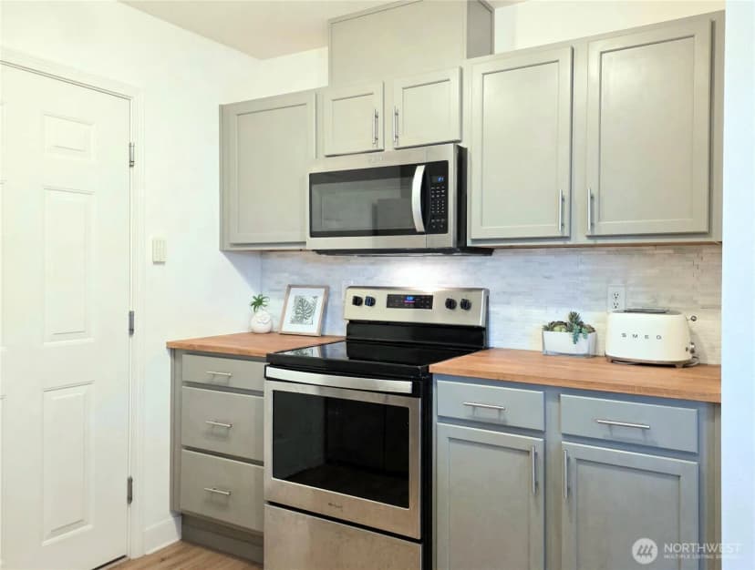 Property photo for 1101 63rd Street Se #f, Auburn photo 13