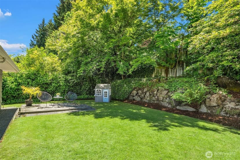 Property photo for 2265 Ne 73rd Street, Seattle photo 22