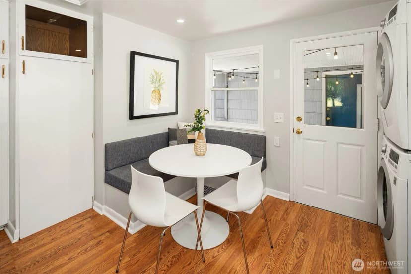 Property photo for 2265 Ne 73rd Street, Seattle photo 12