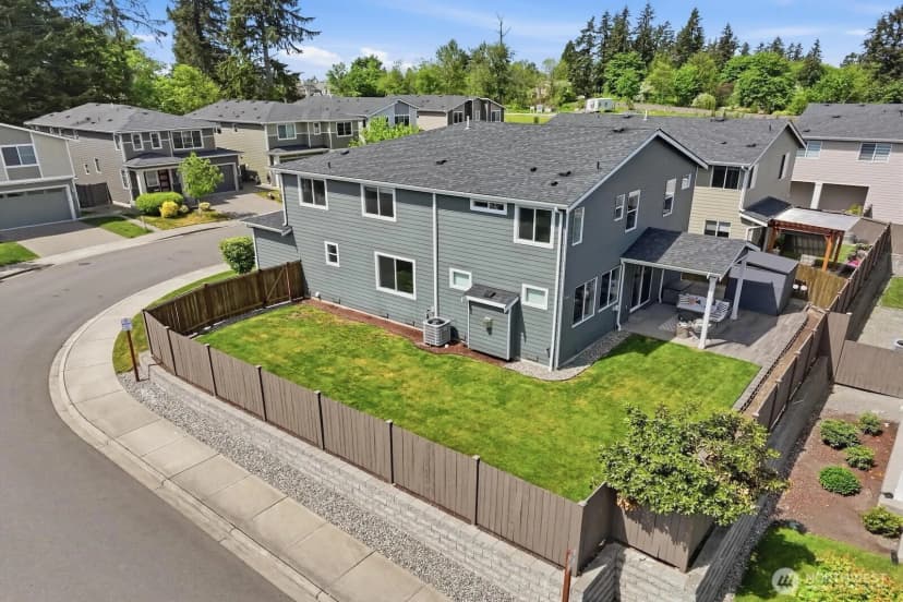 Property photo for 18216 137th Place Se, Renton photo 34