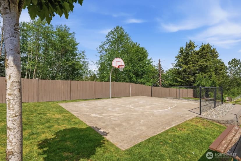 Property photo for 18216 137th Place Se, Renton photo 38