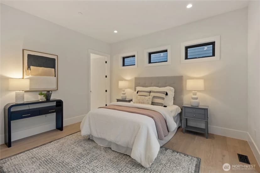 Property photo for 13982 Manzanita Road Ne, Bainbridge Island photo 16