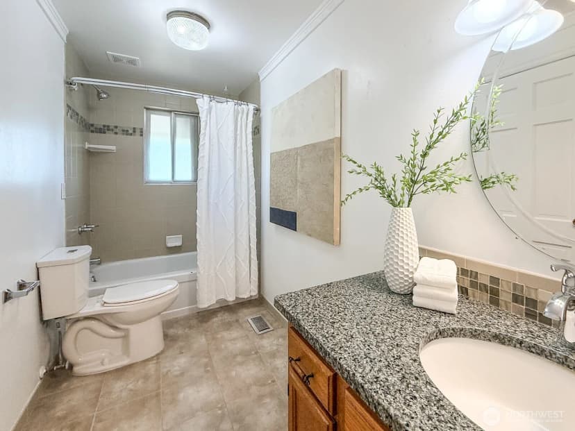 Property photo for 4625 124th Avenue Ct E, Edgewood photo 6