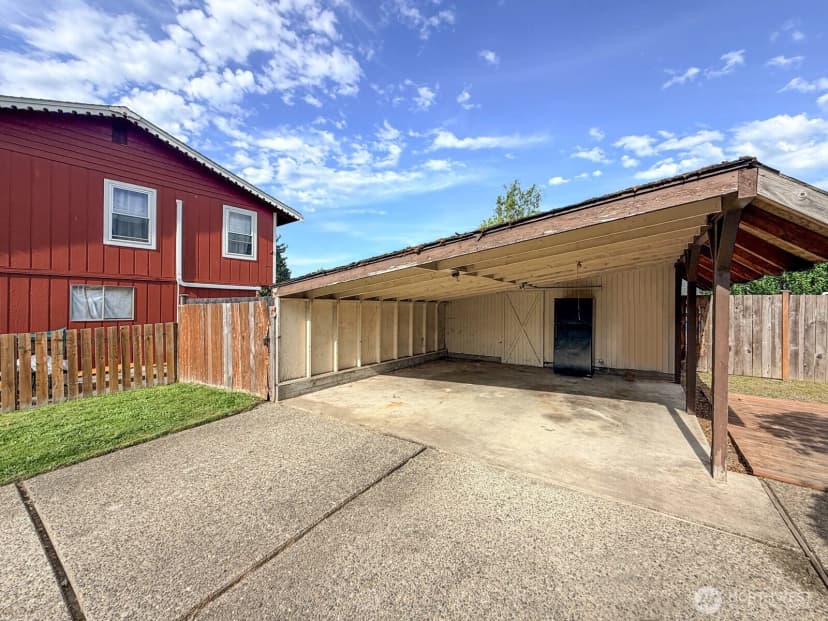 Property photo for 4625 124th Avenue Ct E, Edgewood photo 31