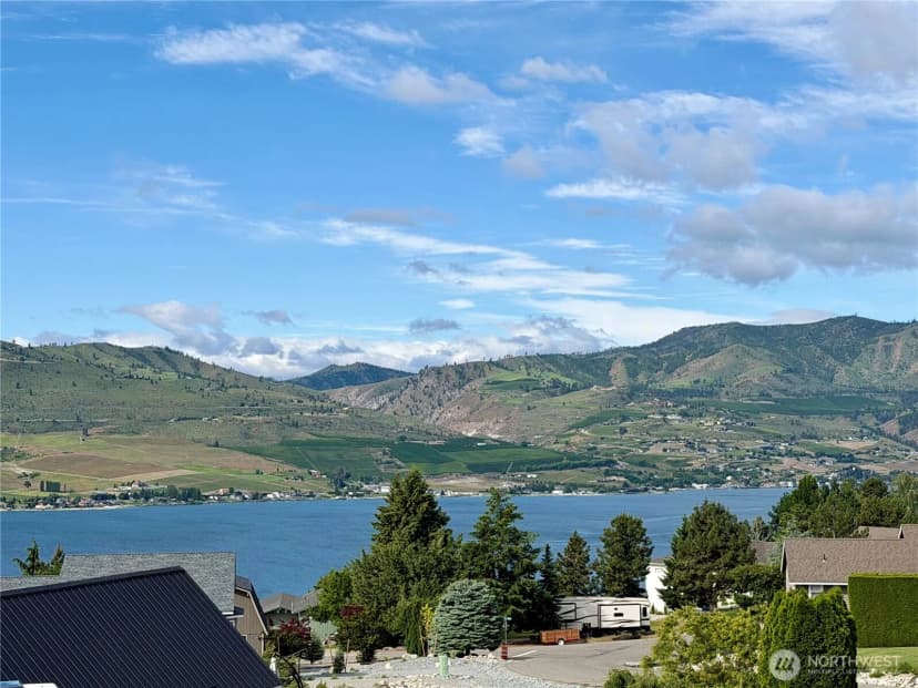 Property photo for 101 Stormy Mountain Way, Chelan photo 12