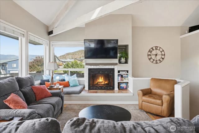 Property photo for 101 Stormy Mountain Way, Chelan photo 4