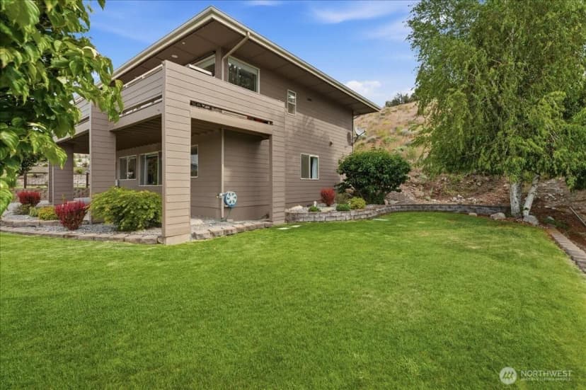 Property photo for 101 Stormy Mountain Way, Chelan photo 35