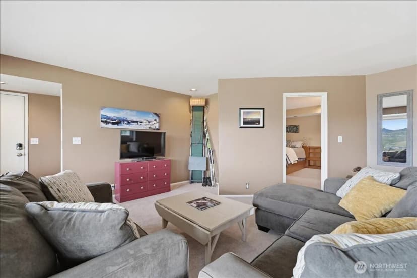 Property photo for 101 Stormy Mountain Way, Chelan photo 22