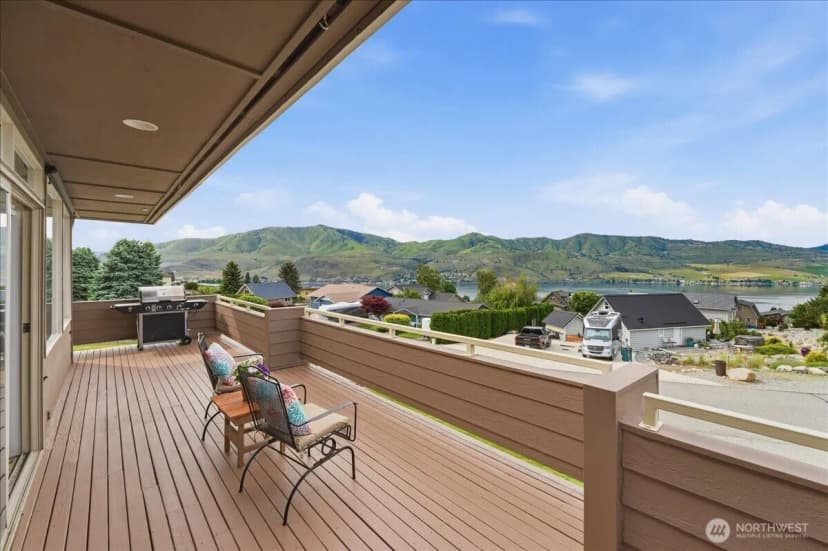 Property photo for 101 Stormy Mountain Way, Chelan photo 13