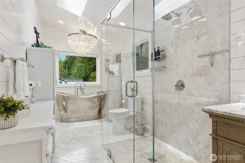 Property photo for 5021 Lakehurst Lane, Bellevue photo 28