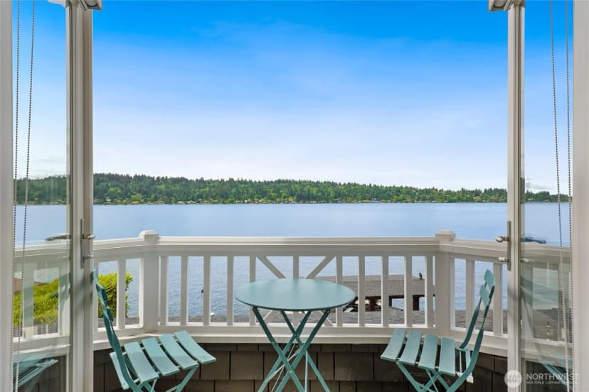 Property photo for 5021 Lakehurst Lane, Bellevue photo 15