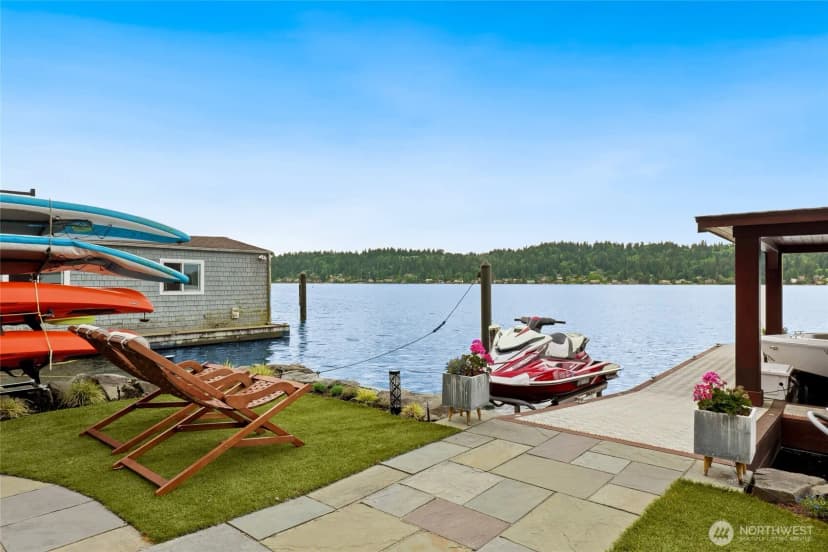Property photo for 5021 Lakehurst Lane, Bellevue photo 35