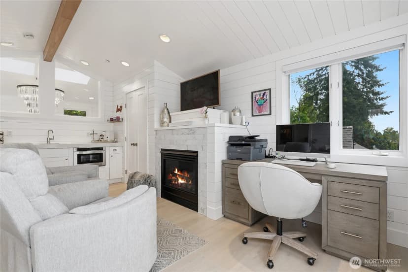 Property photo for 5021 Lakehurst Lane, Bellevue photo 23