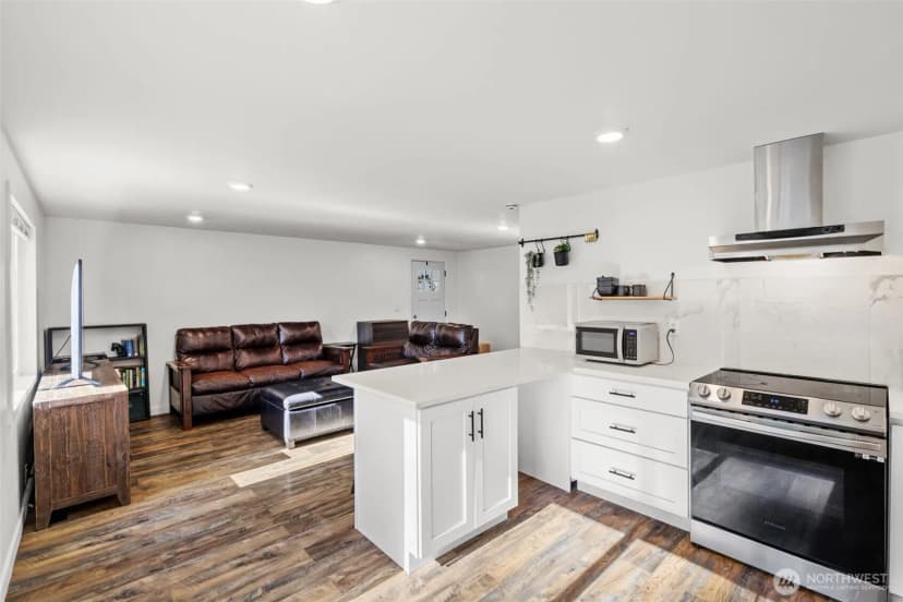 Property photo for 31108 3rd Avenue #222, Black Diamond photo 8