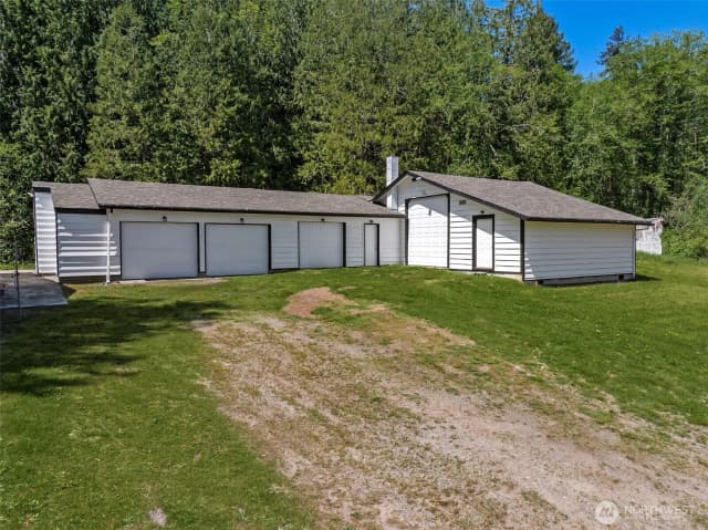 Property photo for 13710 Madrona Road Sw, Port Orchard photo 4