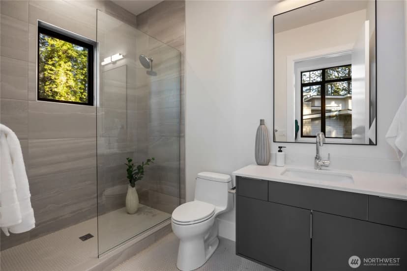Property photo for 13970 Manzanita Road Ne, Bainbridge Island photo 23