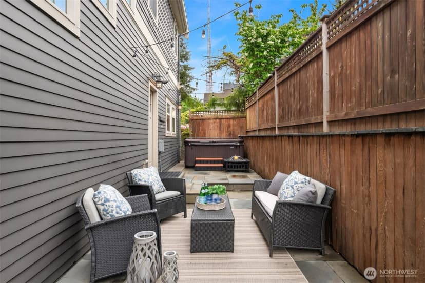 Property photo for 159 Blaine Street, Seattle photo 33