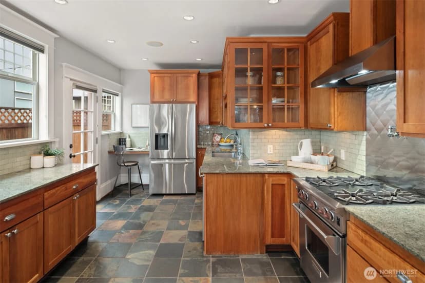 Property photo for 159 Blaine Street, Seattle photo 13
