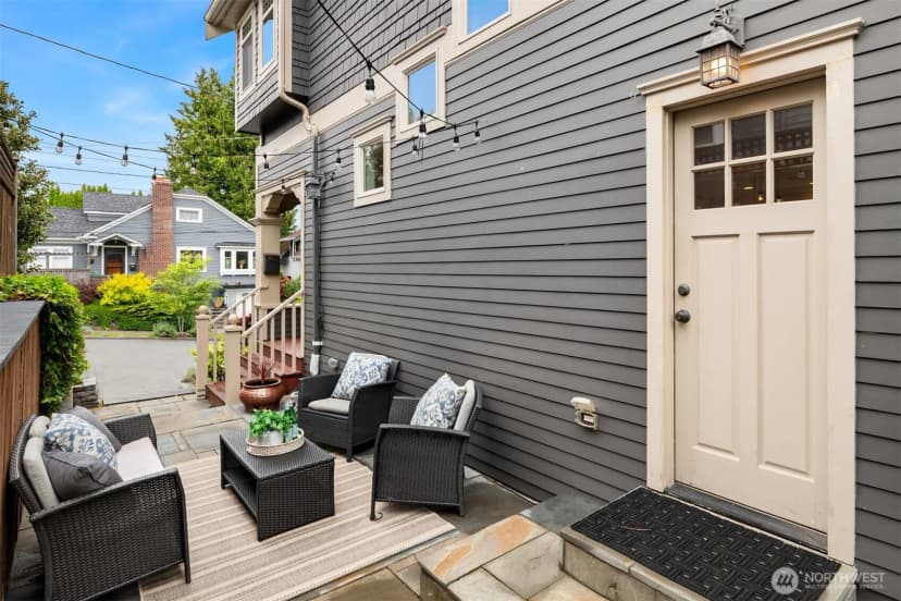 Property photo for 159 Blaine Street, Seattle photo 32