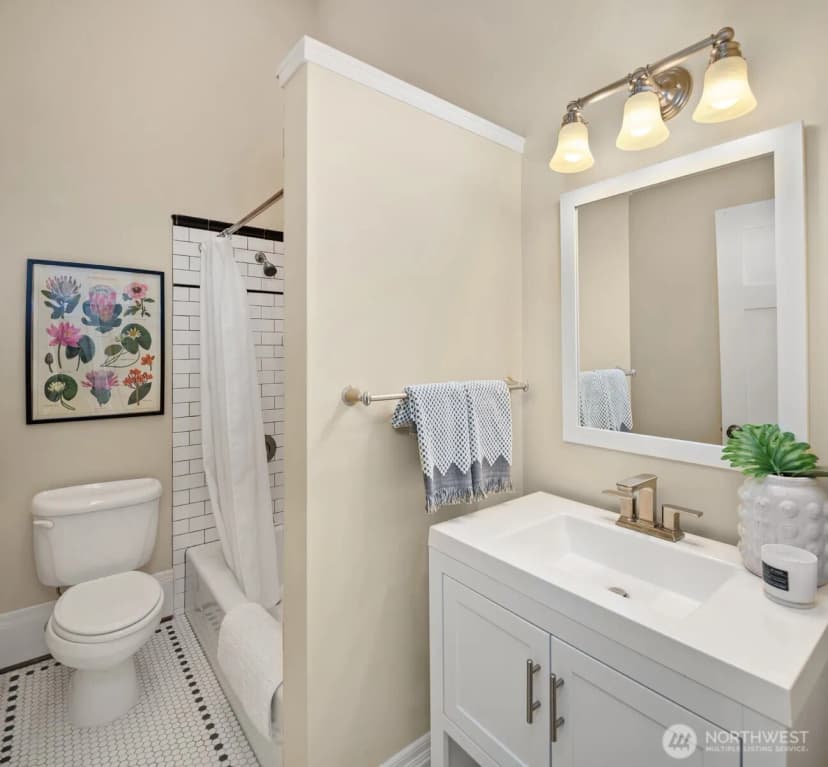 Property photo for 159 Blaine Street, Seattle photo 21