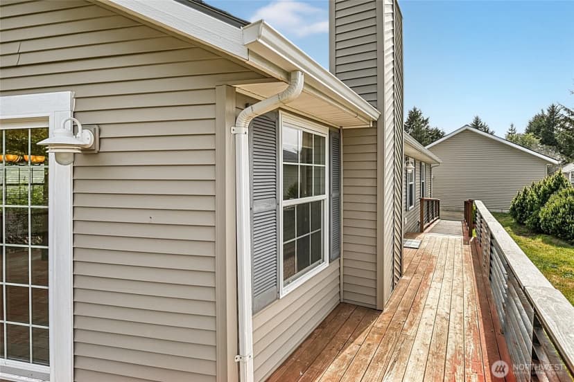 Property photo for 792 Island Circle Se, Ocean Shores photo 30