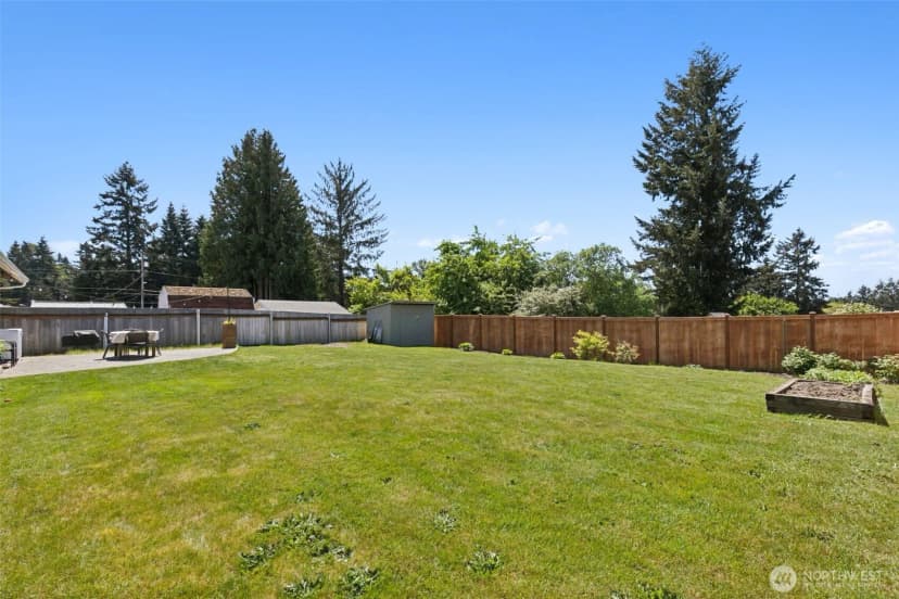 Property photo for 17035 128th Avenue Se, Renton photo 13