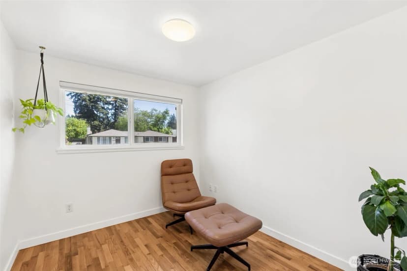 Property photo for 17035 128th Avenue Se, Renton photo 12